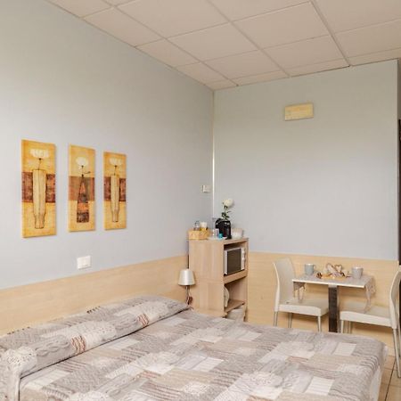 Il Chiesino Hotel Pontedera Eksteriør billede